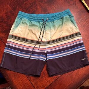 Hurley Phantom Board shorts Size Large Men’s Swim Shorts